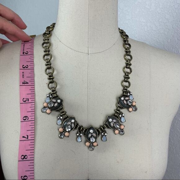 MYTHOLOGIE Charcoal Statement Necklace - Picture 3 of 7
